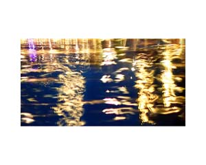Waters Tahiti with lights 5